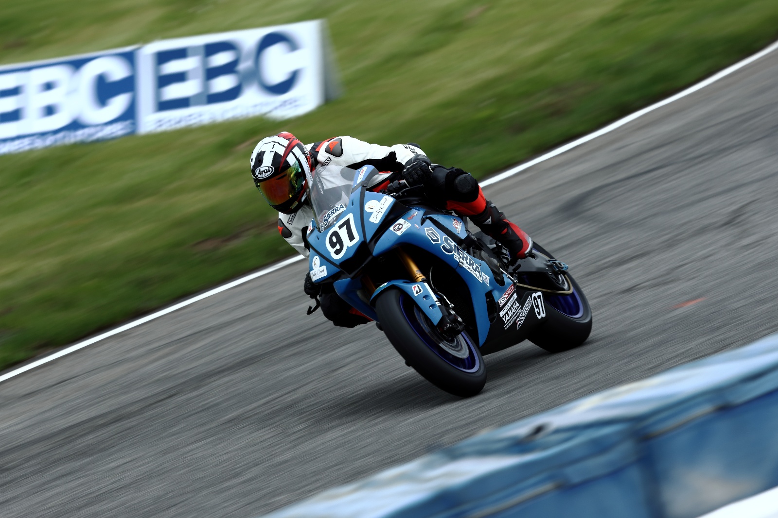 Yamaha R1 - Tyrone Tavares - Shannonville CSBK 2025